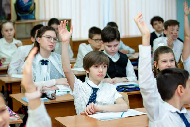 Грядут изменения: школьную программу упростят, а ВПР могут отменить