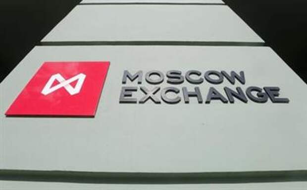 Moscow Exchange's logo is displayed outside its office in the capital Moscow, March 14, 2014. Russian stock indexes plunged to the lowest levels since 2009 on Friday, two days before a referendum in Crimea that is expected to provoke western sanctions against Russia. At 0745 GMT the MICEX stock index was down 4.6 percent at 1,191 points after falling more than 5 percent to reach its lowest point since October 2009, while the dollar-denominated RTS index had fallen 5.1 percent to 1,023 points, the lowest since August 2009. REUTERS/Maxim Shemetov (RUSSIA - Tags: BUSINESS LOGO POLITICS)