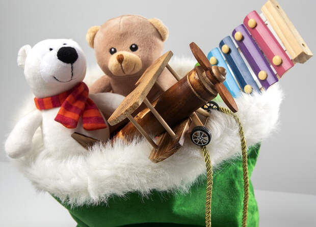 Безопасные самодельные средства для чистки детских игрушек из разных материалов