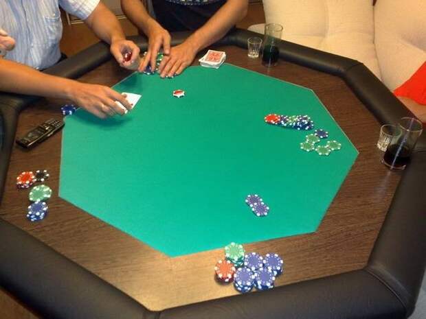 Покерный стол своими руками