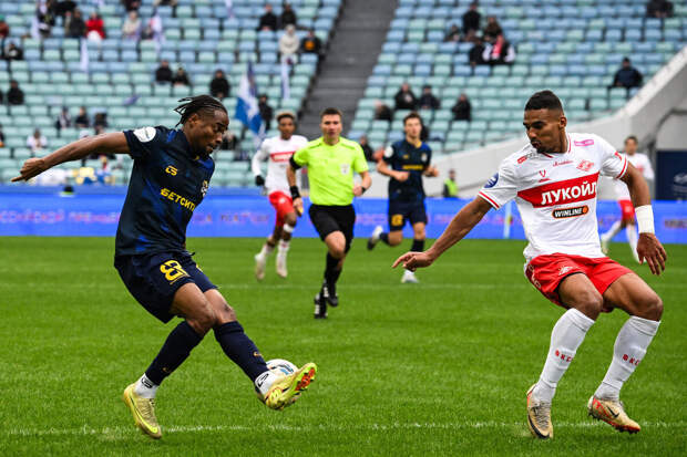 Тренер Балахнин: на фоне "Сочи" трудно определить уровень "Спартака"