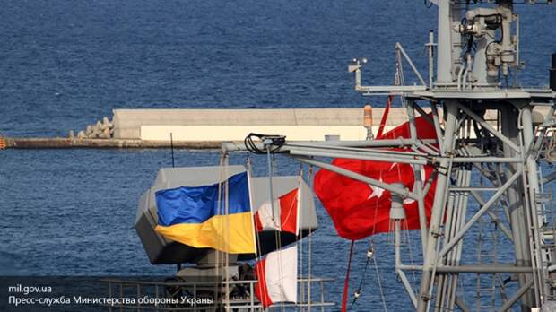 НАТО подбирается к Крыму: Запад ищет способ обойти конвенцию Монтре