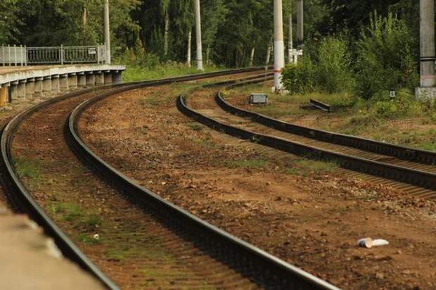 Пассажиров поезда Петербург – Севастополь доставят автобусами из-за атаки БПЛА