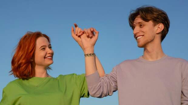 Можно ли дружить со своими бывшими — психологи