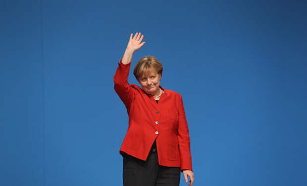 Дочь пастора, бармен и первая женщина-канцлер. Меркель уходит в отставку