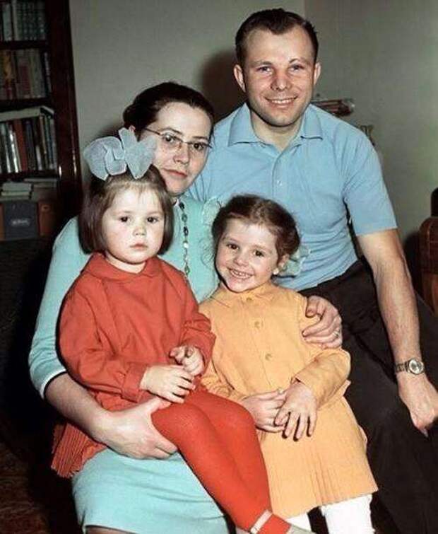 55 лет назад русский человек открыл космос 55 лет назад русский человек открыл космос