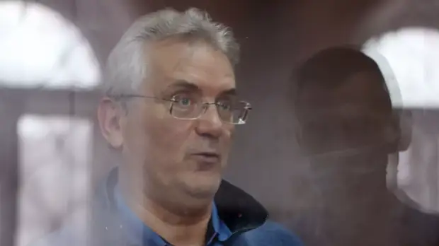 «Единая Россия» приостановила членство губернатора Пензенской области