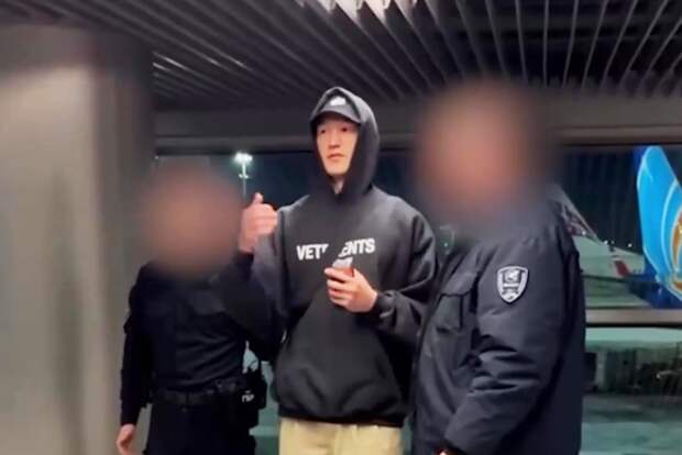 «Меня хотели выгнать, но *** там плавал!» Раскрыты рассуждения Сабурова о выдворении. Что об этом говорят артисты и политики?