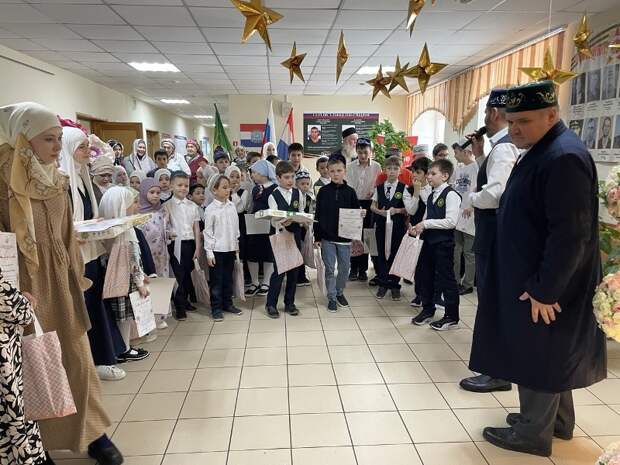 Самараның «Яктылык» мәктәбендә ифтар мәҗлесе узган