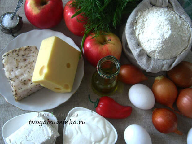pirog_s_yablokami_i_lukom