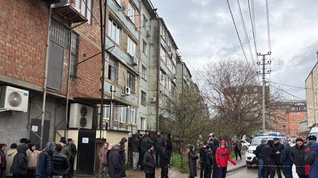 СК: причиной обрушения дома в Махачкале могло стать размывание фундамента