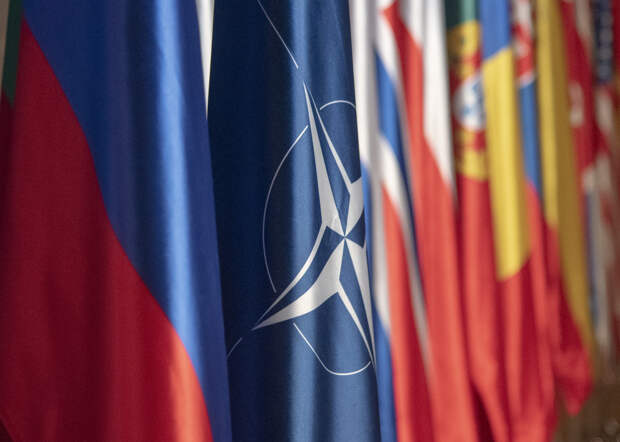 Песков: Россия считает НАТО «вражеским альянсом»