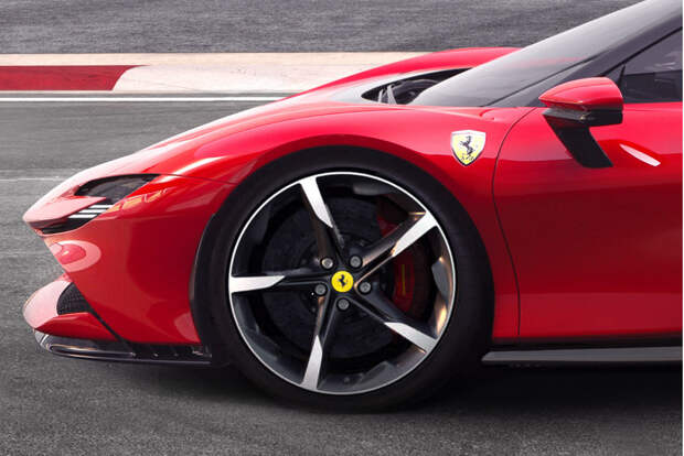 Ferrari представила свой первый гибридный суперкар SF90 Stradale с полным приводом на 986 лошадиных сил