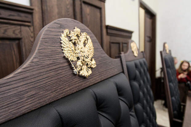 Суд обосновал принятое решение словами «первое слово дороже второго»