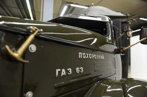 Выставка похоронной моды в Москве (50 фото)