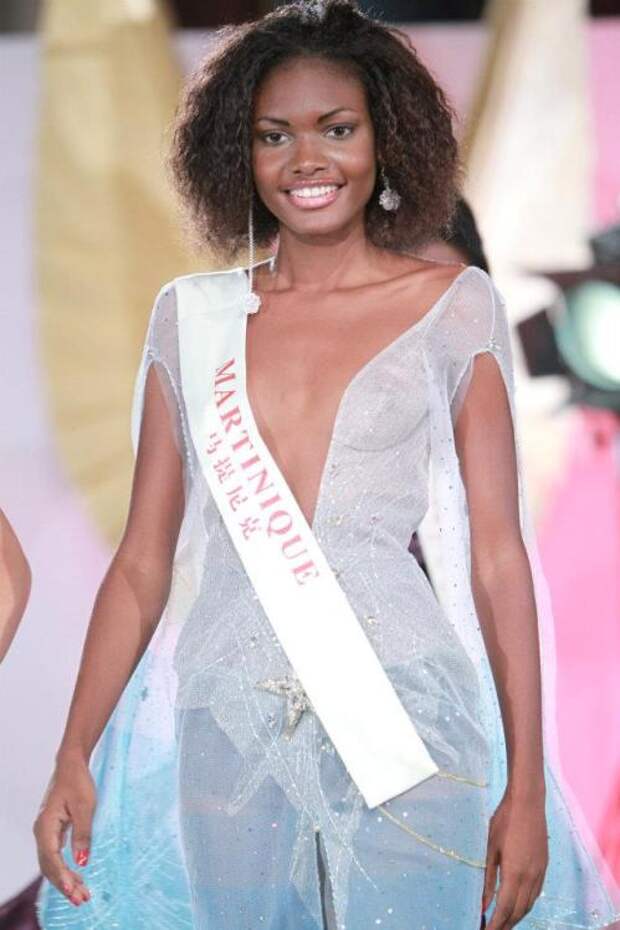 Темнокожая красавица Акселль Перье, Мисс Мартиника 2011. Фото / Axelle Perrier, Miss Martinique World 2011. Photo