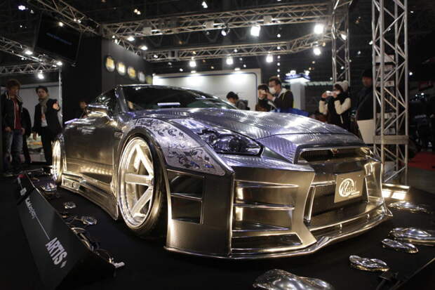 Стайлинг Nissan GT-R под рельефную роспись из железа Стайлинг Nissan GT-R под рельефную роспись из железа KUHL RACING, gt-r, nissan, пленка на авто, тюнинг