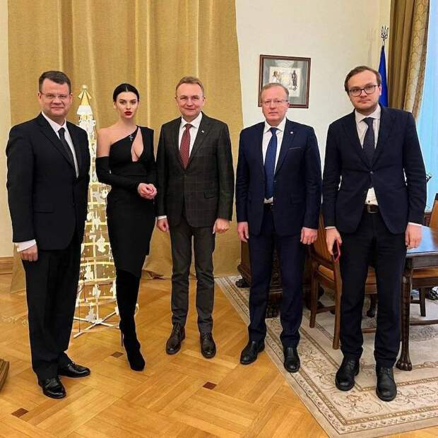 Слишком личная помощница замминистра культуры Украины Слишком личная помощница замминистра культуры Украины
