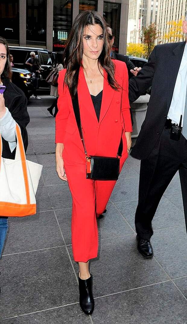Sandra Bullock Suit