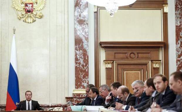 http://pics.v6.top.rbk.ru/v6_top_pics/resized/550xH/media/img/7/99/754351471330997.jpg