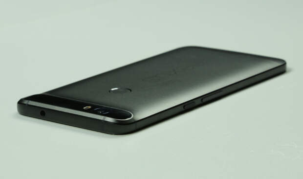 Смартфон Google Nexus 6P