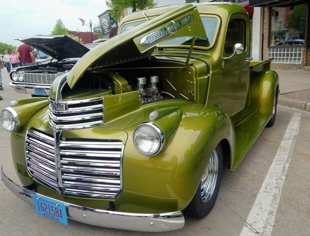 Выставка ретро-автомобилей в штате Висконсин авто, выставка, олдтаймер, ретро автомобили