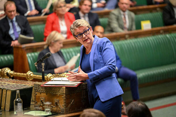 Глава МИД Британии Купер: Ирану удалось взять мировую экономику в заложники