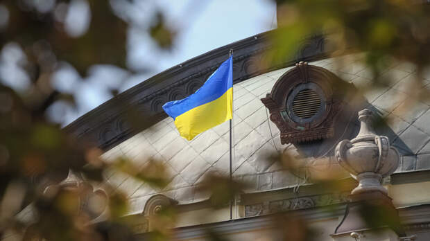 Население обнищает и не выживет: Депутат Рады - о том, чем для украинцев может обернуться дефолт