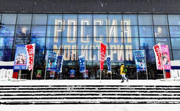 На ВДНХ открылась посвященная Героям России выставка