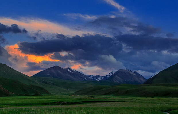 Киргизия в фотографиях Zahariz Khuzaimah