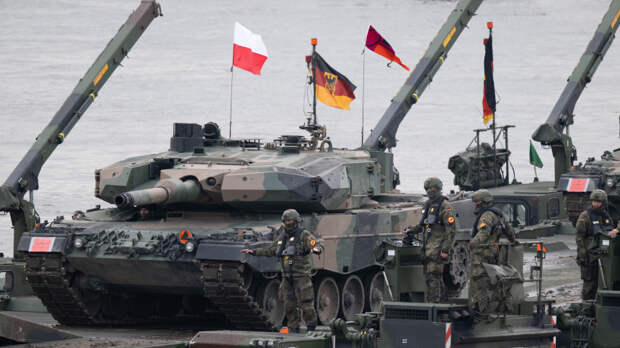 «Коалиция бронетехники»: как Польша стала спонсором преступного киевского режима