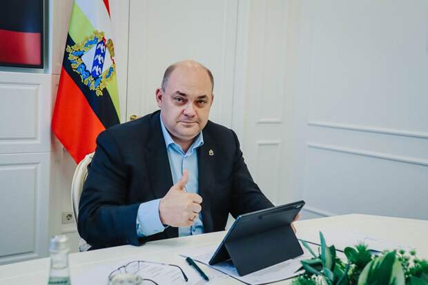 Бывший губернатор Курской области Смирнов признал получение взятки в особо крупном размере