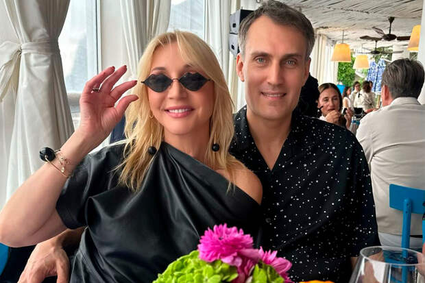 Певица Кристина Орбакайте показала фото с мужем из путешествия по Италии