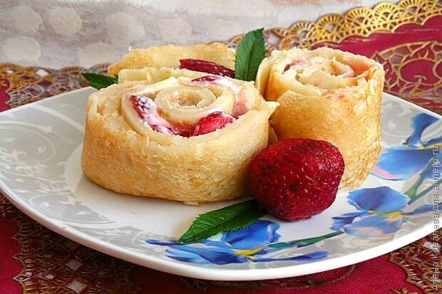 Блины с клубникой Блины с клубникой