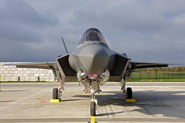 ВВС США захотели еще сотни F-15EX и F-35