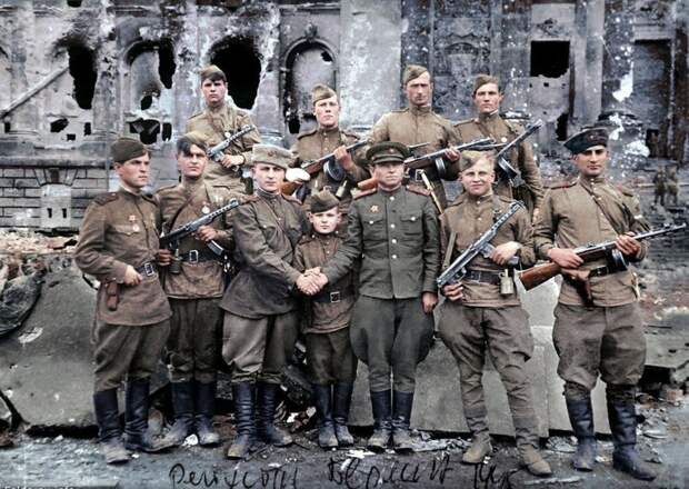 Вторая мировая война, солдаты, цвет
