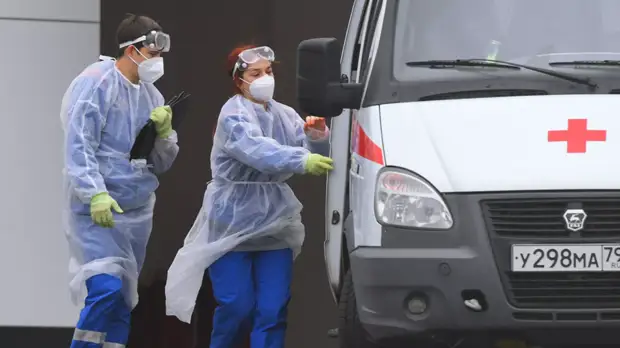 В России за сутки скончались 686 пациентов с COVID-19