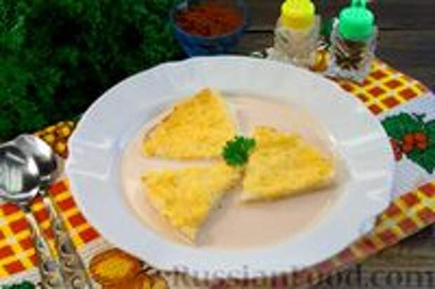 Фото к рецепту: Несладкий молочный суп с ломтиками запечённого риса с сыром