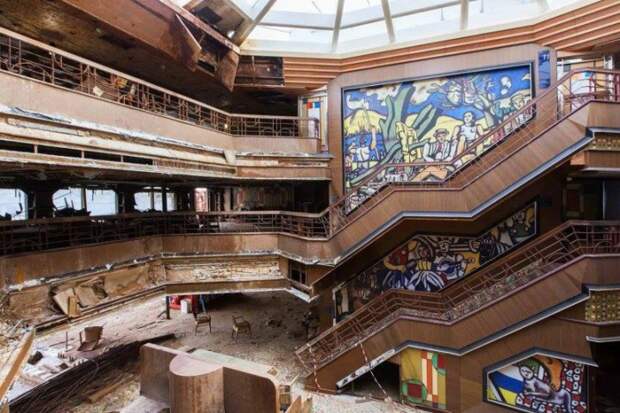Costa Concordia после подъема 