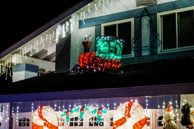 Christmas Card Lane 0-2.jpg