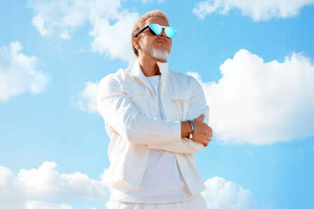 Певец Владимир Пресняков выступит с масштабным концертом 28 марта в Москве