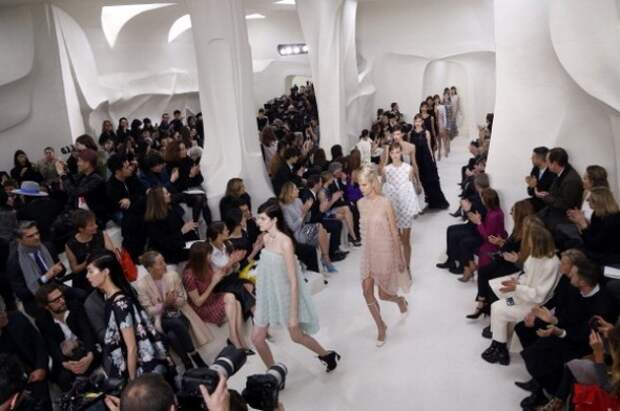 The Collection Of Dior Haute Couture Spring-Summer 2014 At The Fashion Shows In Paris0