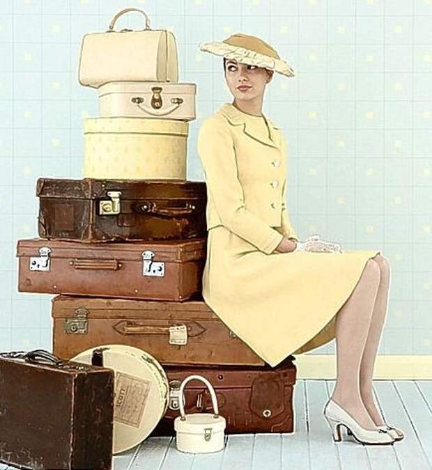Женщина с чемоданом смешное