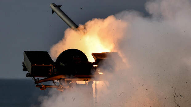 Обломки дрона ВСУ упали в парке Свято-Георгиевского монастыря в Севастополе