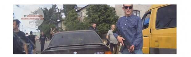 Укрофашисты "Айдара" опубликовали видео своего первого боя против "российских наемников" Укрофашисты "Айдара" опубликовали видео своего первого боя против "российских наемников"