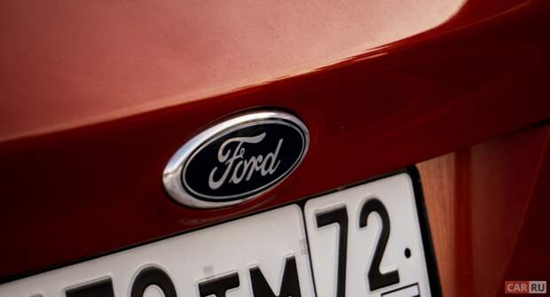 В Россию привезли бюджетную версию внедорожника Ford Bronco