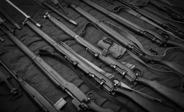 Генпрокурор РФ призвал не допустить контрабанды оружия с Украины