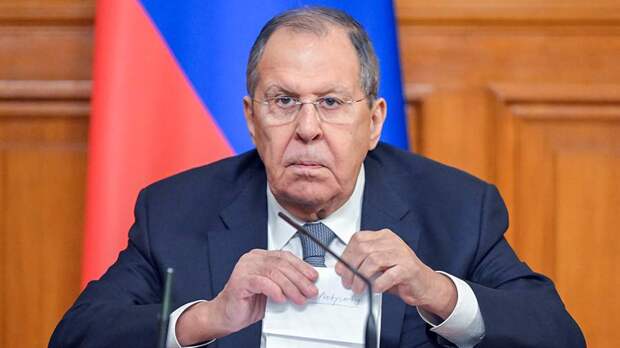 Лавров перечислил неприемлемые для России изменения мирного плана по Украине