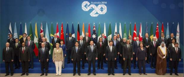 Путин прибыл в турецкую Анталью на саммит G20 Путин прибыл в турецкую Анталью на саммит G20