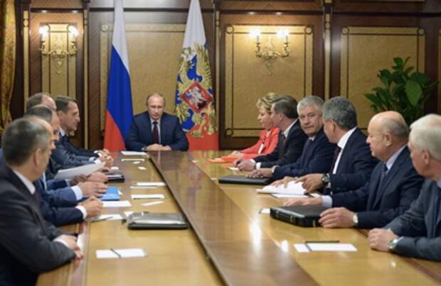 Владимир Путин на заседании СБ РФ
